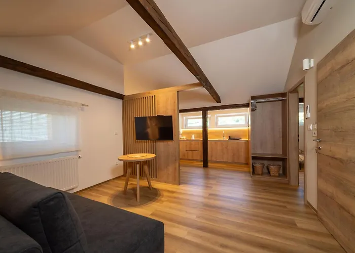 Triglav * 莫斯特拉纳